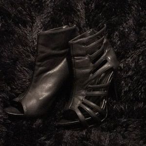 Black heels by wild rose